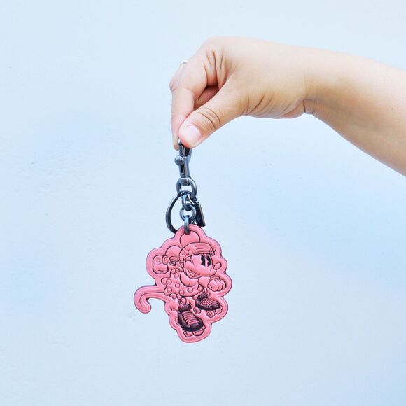 NWT Coach Minnie Mouse Rollerskate Keyfob Key Chain Bag Charm in Pink - Picture 3 of 5